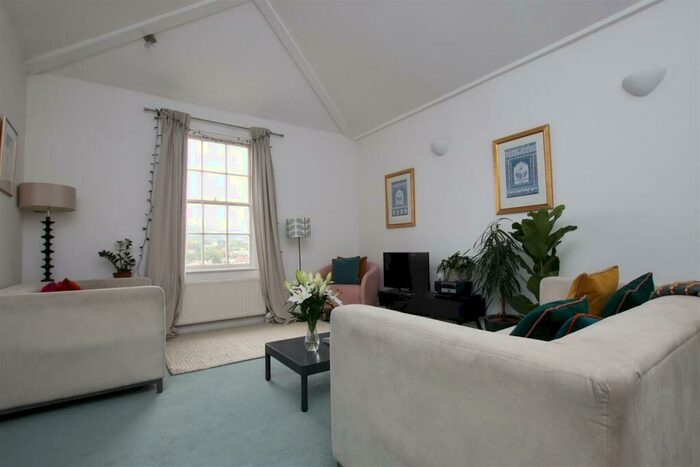 3 Bedroom House To Rent In Upper East Hayes, Bath, BA1