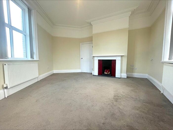 2 Bedroom End Of Terrace House To Rent In The Green, Idle, Bradford, West Yorkshire, BD10