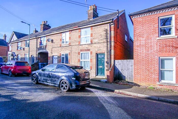 2 Bedroom Terraced House For Sale In Fairfield Road, Saxmundham, IP17