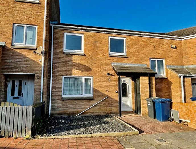 3 Bedroom Terraced House For Sale In Dovedale Court, South Shields, NE34