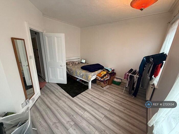 1 Bedroom Flat To Rent In Brunswick Hill, Reading, RG1