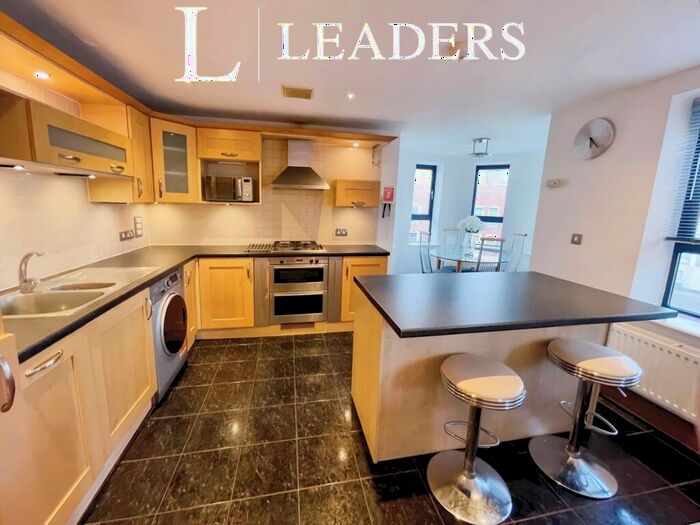 3 Bedroom Apartment To Rent In Charter House, Ocean Village, SO14