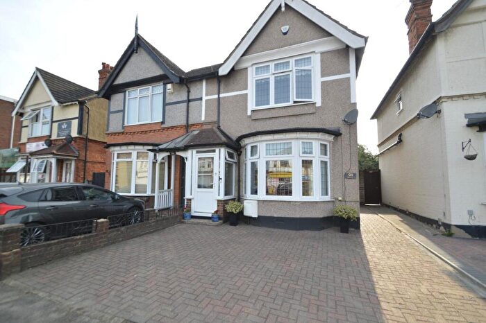 3 Bedroom Semi Detached House For Sale In North Street, Hornchurch, RM11
