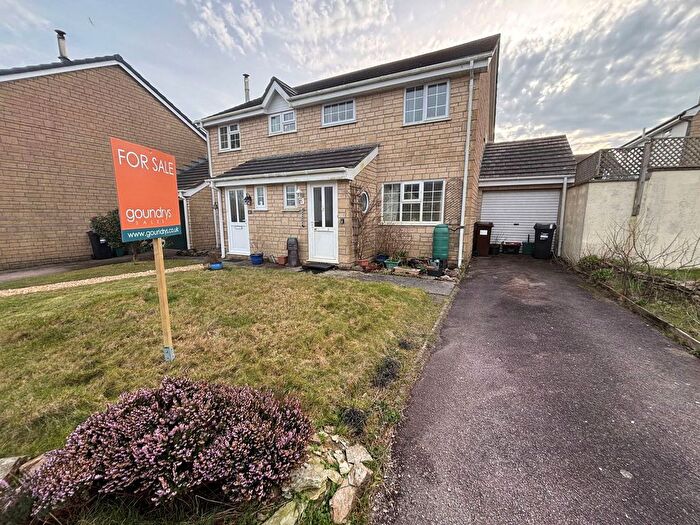 3 Bedroom Semi-Detached House For Sale In Tregease Road, St. Agnes, TR5