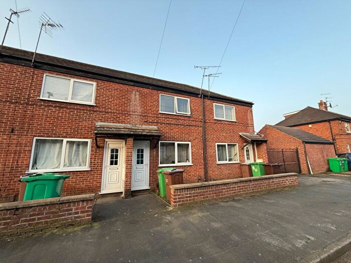 2 Bedroom House To Rent In Claude Street, Nottingham, NG7