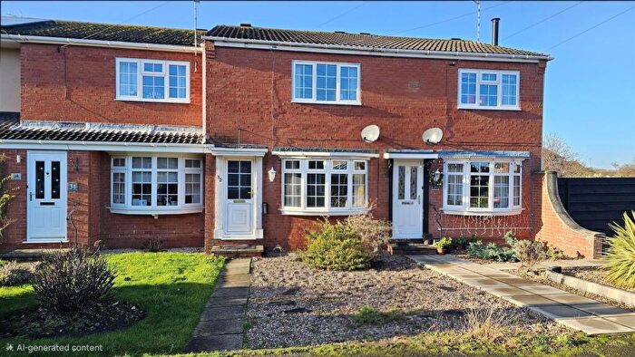2 Bedroom Town House For Sale In Rockingham Grove, Bingham, NG13