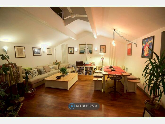 2 Bedroom Detached House To Rent In Queens Road, Bristol, BS8