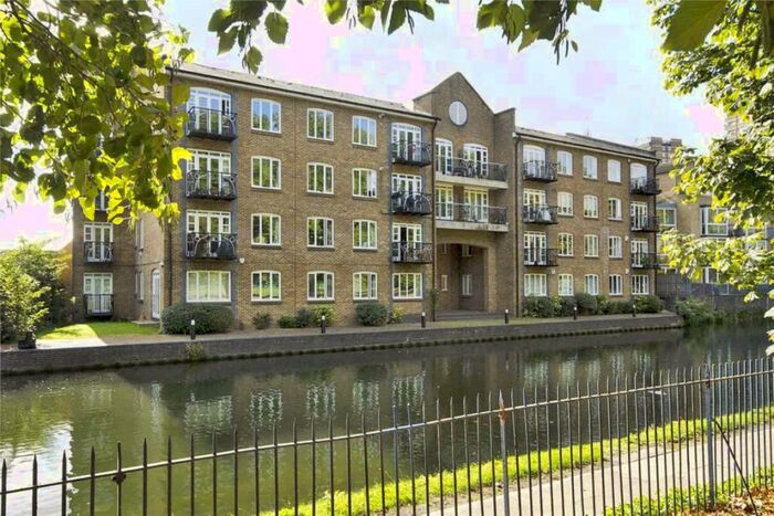 1 Bedroom Flat To Rent In Old Ford Road, Empire Wharf, E3