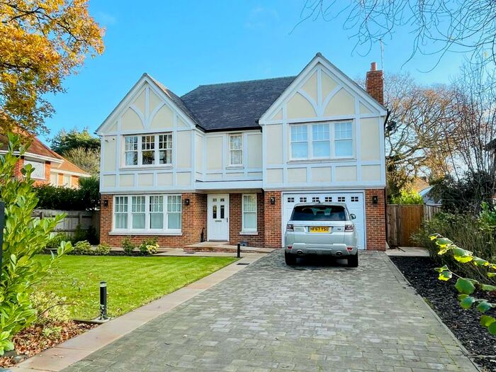 4 Bedroom House To Rent In Elgin Road, Talbot Woods, Bournemouth, BH3