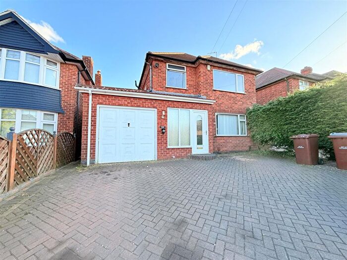 4 Bedroom Detached House To Rent In Aspley Lane, Nottingham, NG8