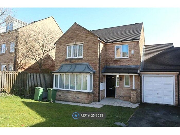 4 Bedroom Detached House To Rent In Robin Hood Road, Huddersfield, HD2