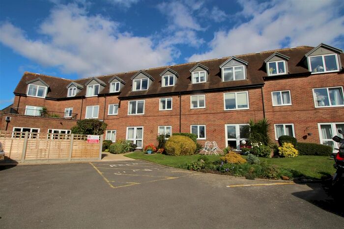 1 Bedroom Property For Sale In Henfield Road, Cowfold, Horsham, RH13