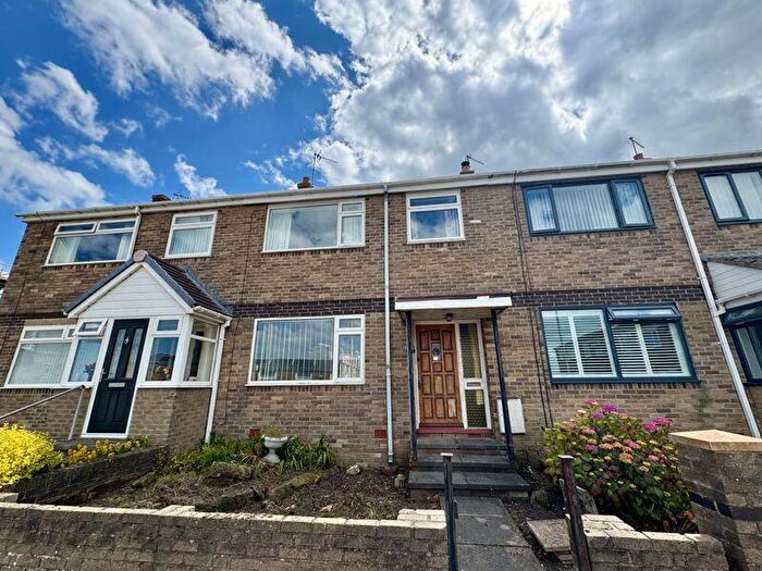 3 Bedroom Terraced House For Sale In Waterford Close, Seaton Sluice, NE26