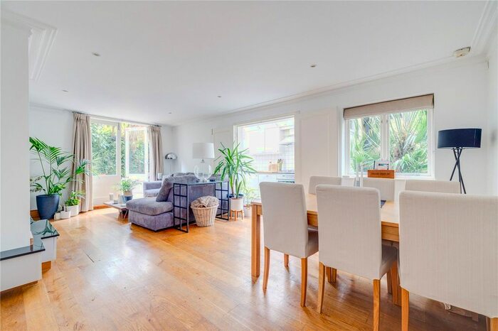 2 Bedroom Flat To Rent In Chipstead Street, Peterborough Estate, Parsons Green/Fulham, SW6
