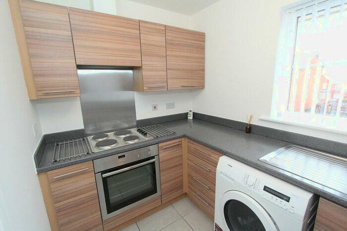 2 Bedroom Apartment To Rent In Doveholes Drive, Handsworth, S13
