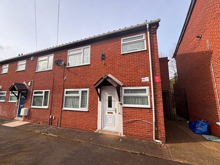 1 Bedroom Flat For Sale In Belle Vue Court, Stockton-On-Tees, TS20