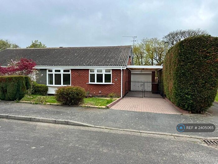 3 Bedroom Bungalow To Rent In Thornbury Close, Newcastle Upon Tyne, NE3