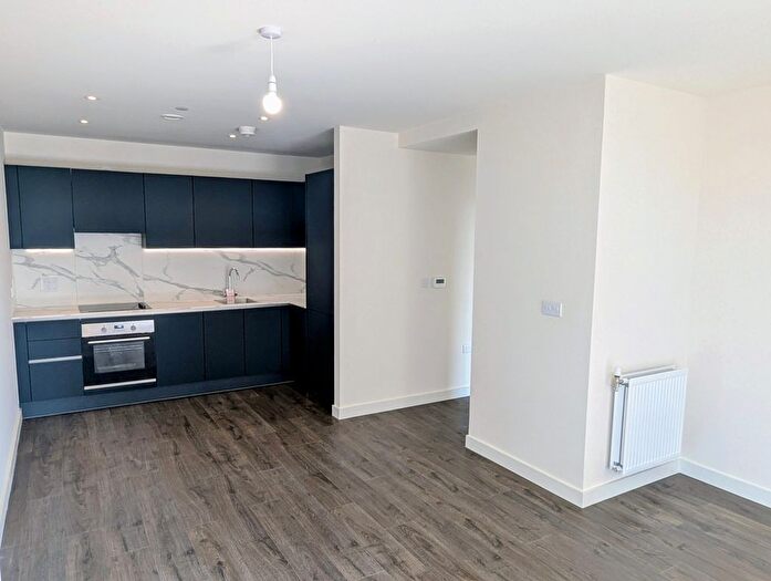 1 Bedroom Flat To Rent In Eastman Road, Harrow, HA1