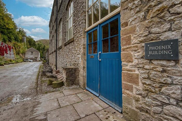 2 Bedroom Apartment For Sale In Litton Mill, Buxton, SK17