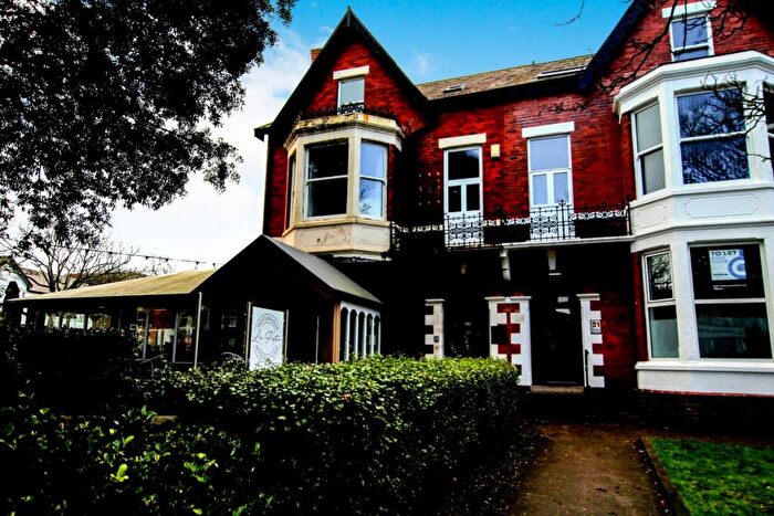 3 Bedroom Flat To Rent In First Floor, Wood Street, St. Annes, FY8