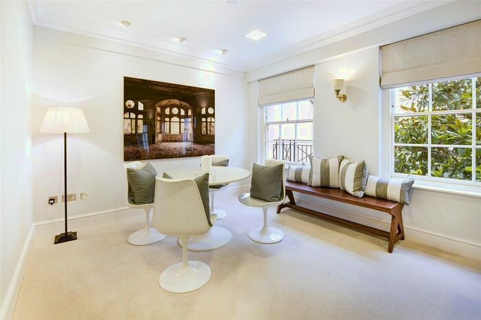 2 Bedroom Flat To Rent In Three Kings Yard, London, W1K