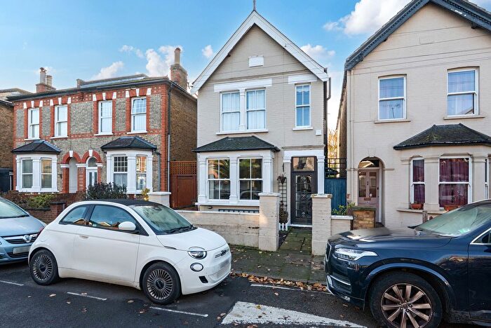 3 Bedroom Detached House For Sale In Bockhampton Road, Kingston Upon Thames, KT2