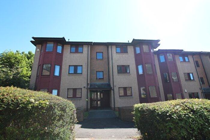2 Bedroom Flat To Rent In Taylors Lane, Dundee, DD2