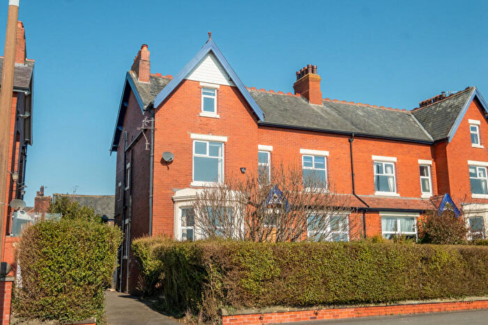 5 Bedroom Semi-Detached House For Sale In East Beach, Lytham, FY8