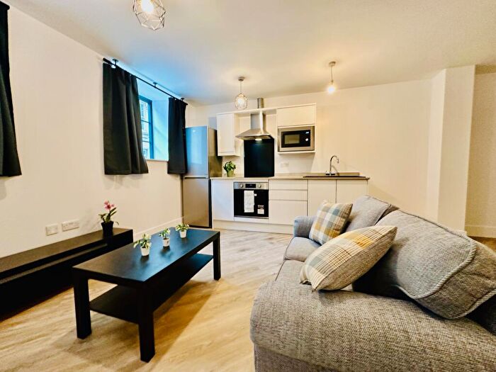 1 Bedroom Apartment To Rent In Woolpack Mills - Bills Package Available, NG1