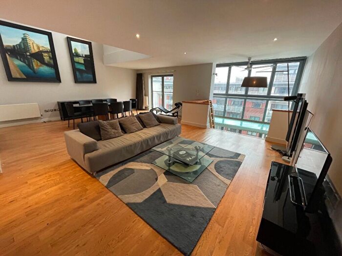 3 Bedroom Apartment To Rent In Sheepcote Street, Birmingham, B16