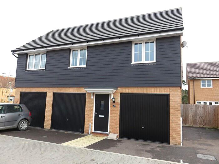 2 Bedroom Apartment For Sale In Peppermint Walk, Red Lodge, IP28