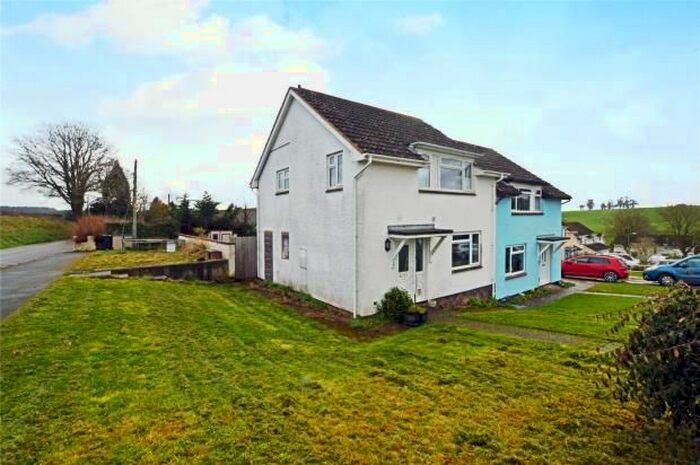 3 Bedroom Semi-Detached House For Sale In Brady Close, Sandford, Crediton, Devon, EX17
