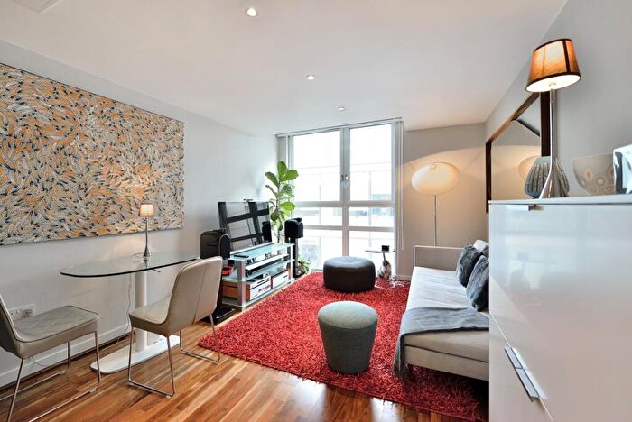 1 Bedroom Apartment To Rent In Lambs Passage London, EC1Y