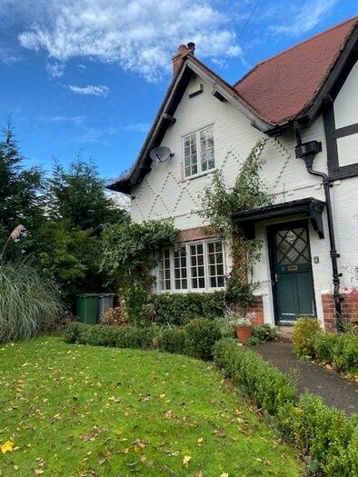 3 Bedroom End Of Terrace House To Rent In Greenbank, Brimstage, Wirral, CH63