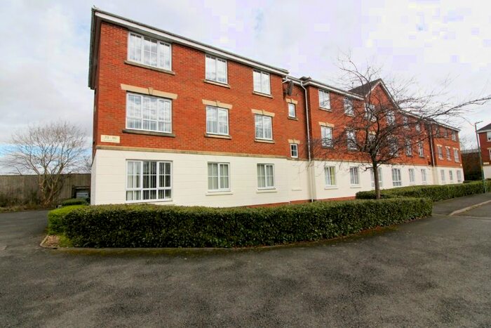 2 Bedroom Flat To Rent In Burnfields Way, Aldridge, Walsall, WS9