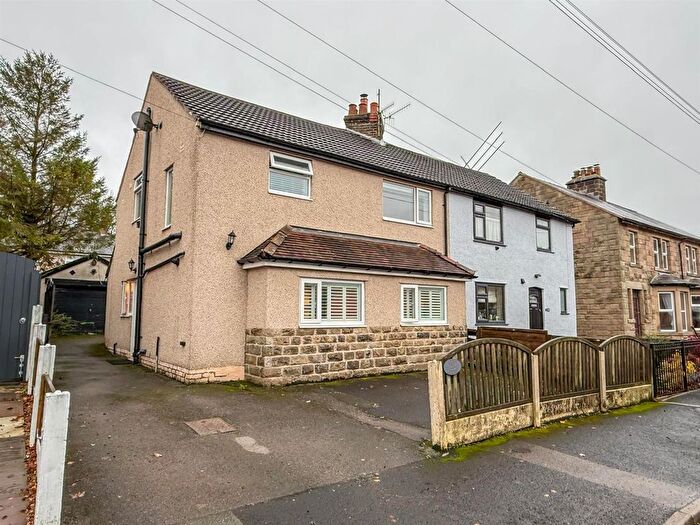 3 Bedroom Semi Detached House For Sale In Heath Grove, Buxton, SK17