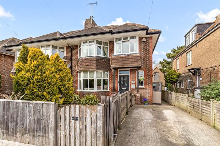 4 Bedroom Semi-Detached House For Sale In Rugby Road, Worthing, BN11