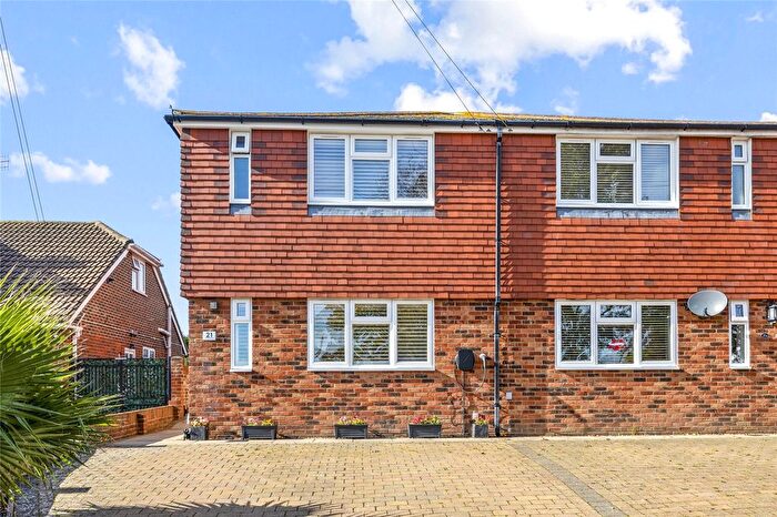 3 Bedroom Semi Detached House For Sale In Halewick Lane, Sompting, Lancing, BN15