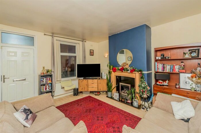 2 Bedroom Terraced House To Rent In Paisley Terrace, Armley, Leeds, LS12