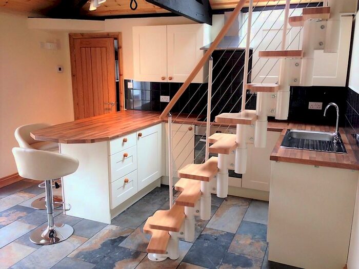 Studio To Rent In Cutteridge Lane, Whitestone, Exeter, EX4