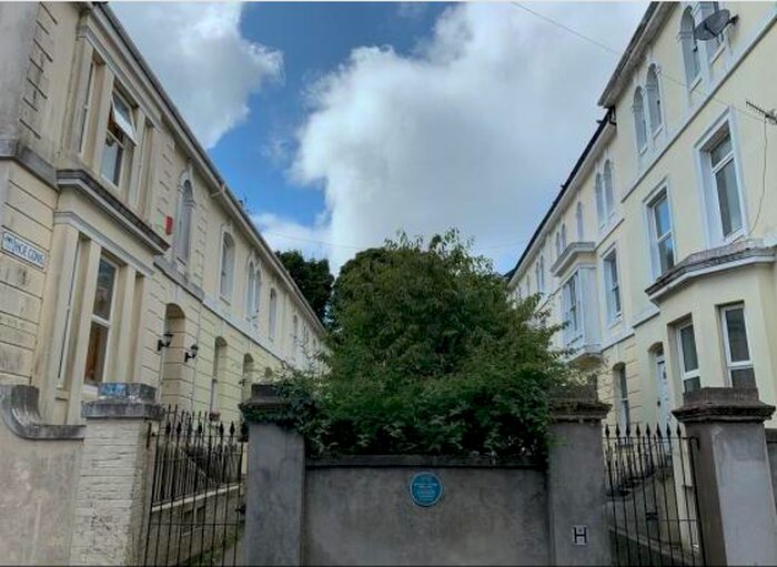1 Bedroom Flat To Rent In Hoe Gardens, Plymouth *Zero Deposit Guarantee Available*, PL1