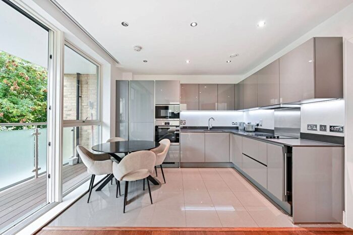 2 Bedroom Flat To Rent In Levett Square, Kew, Richmond, TW9