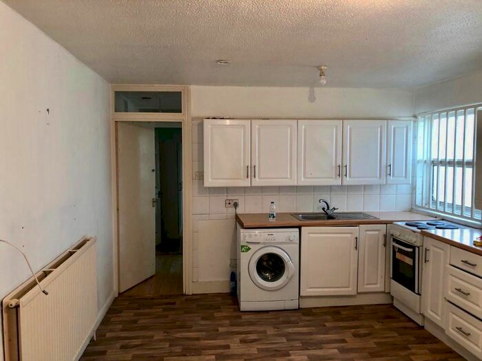 1 Bedroom Flat To Rent In Church Street., Edmonton, London., N9