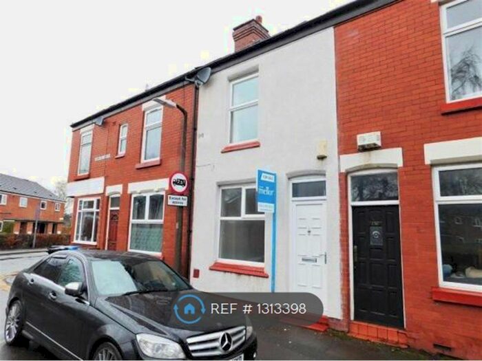 2 Bedroom Terraced House To Rent In Shaw Road South, Stockport SK3