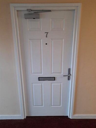 1 Bedroom Flat To Rent In Flat, Belgravia Close, Balsall Heath, B5