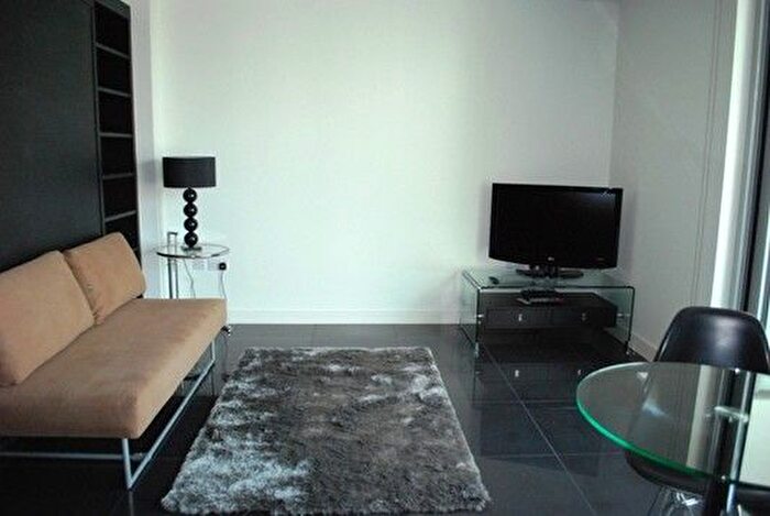 Studio To Rent In Pan Peninsula, Pan Peninsula Square, Canary Wharf, E14