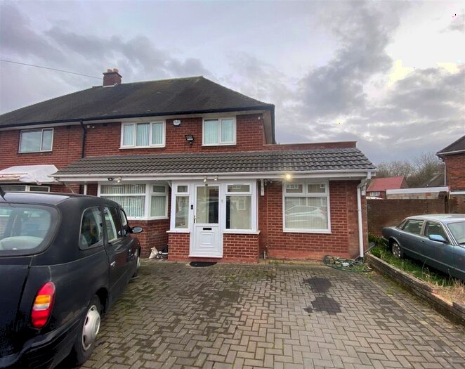 3 Bedroom Property To Rent In Somers Road, Pleck, Walsall, WS2