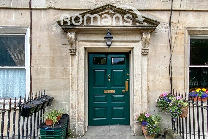 2 Bedroom Flat To Rent In North Parade, Bath, BA2
