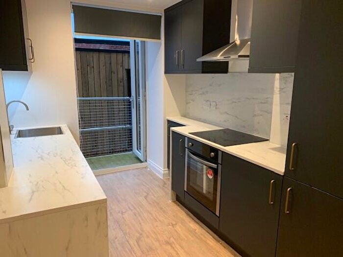 2 Bedroom Apartment To Rent In Bank Street, City Centre, Sheffield, S1