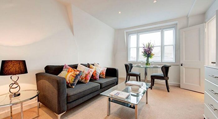 Studio To Rent In Hill Street, Mayfair (South) And Piccadilly, London, W1J